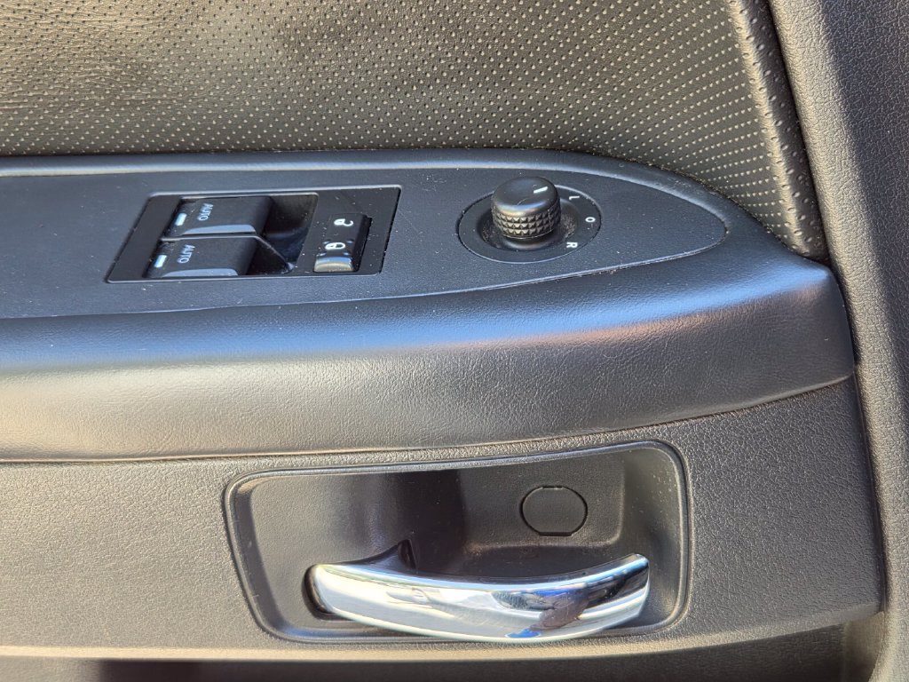 Used 2013 Dodge Challenger R/T Plus RWD image 29