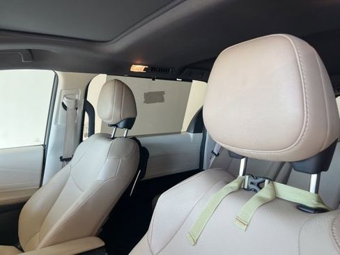 Used 2024 Toyota Sienna XLE image 13