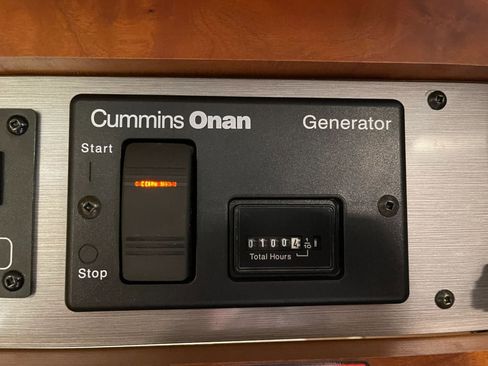 Used 2013 Mercedes-Benz Sprinter 3500 image 28