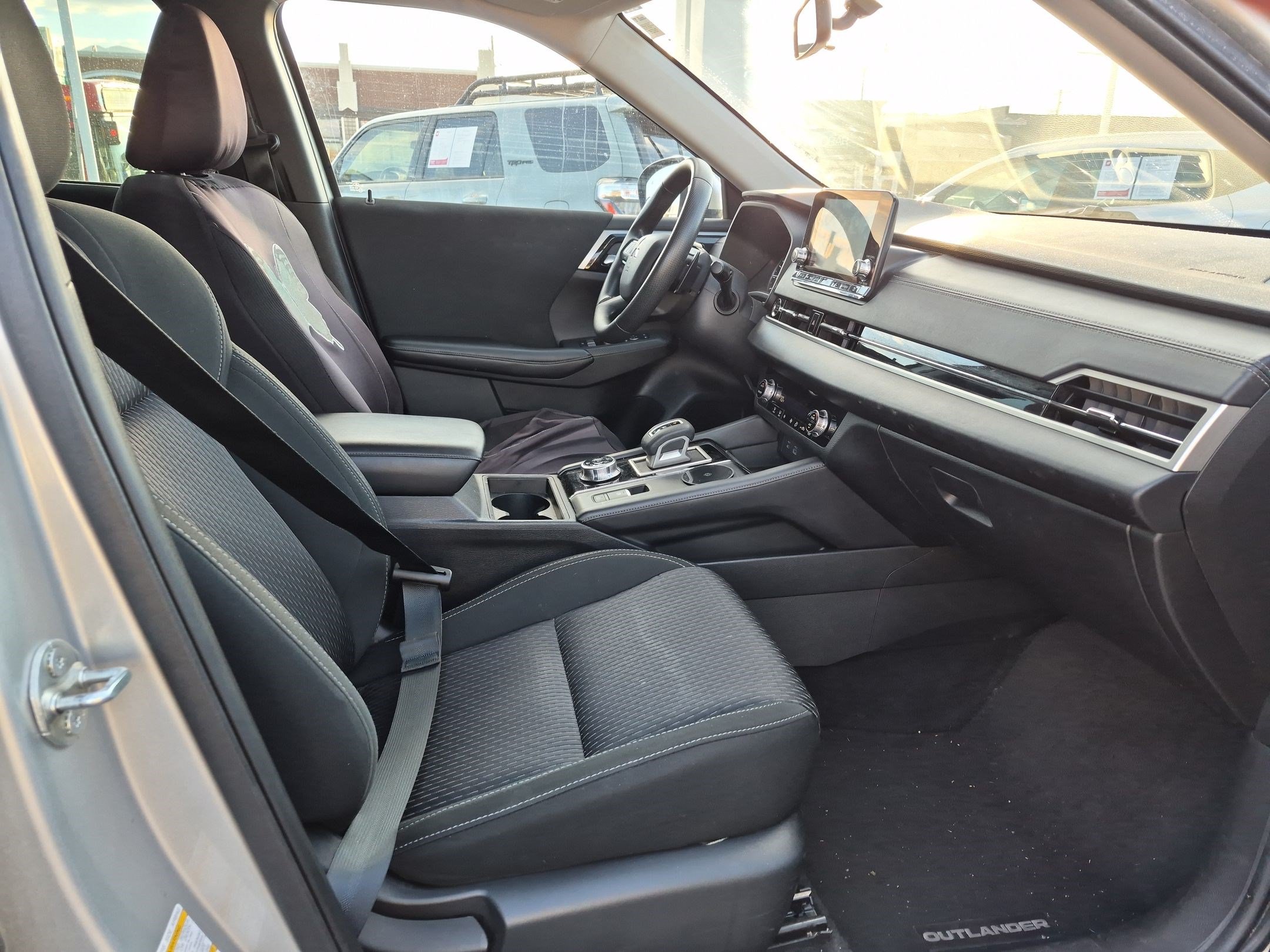 Used 2022 Mitsubishi Outlander ES AWD/4WD image 31