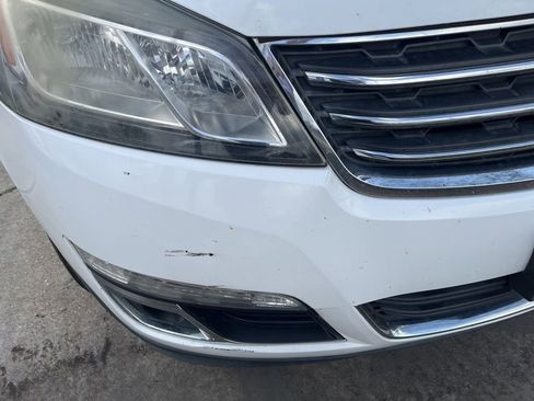 Used 2017 Chevrolet Traverse LT image 10