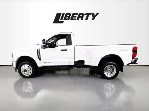 Used 2024 Ford F450 XLT w/ 360-Degree Camera Package image 4