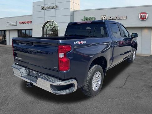 Used 2020 Chevrolet Silverado 1500 LT AWD/4WD image 3