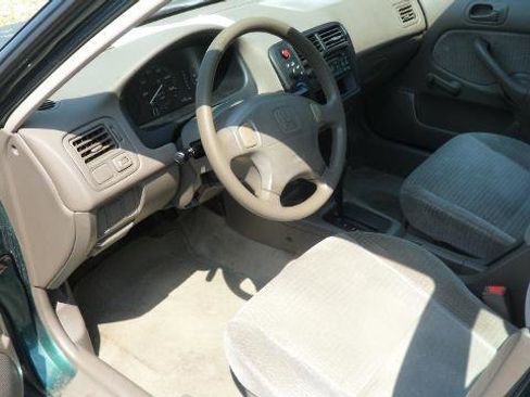 Used 1999 Honda Civic VP image 10