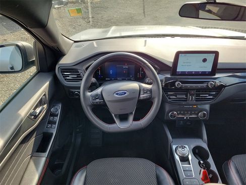 Used 2023 Ford Escape ST-Line image 27