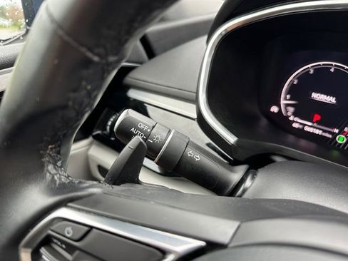 Used 2023 Acura MDX SH-AWD w/ Technology Package image 25