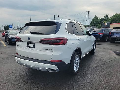Used 2023 BMW X5 xDrive40i w/ Premium Package AWD/4WD image 5