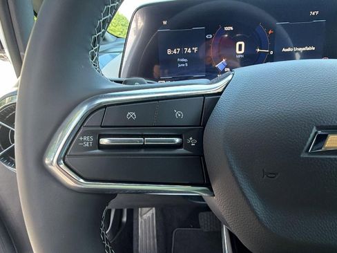 New 2026 Chevrolet Equinox EV LT FWD image 20