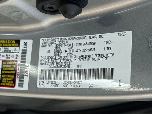 Used 2023 Toyota Sequoia SR5 w/ SR5 Premium Package AWD/4WD image 45