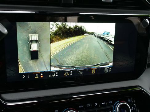 New 2026 GMC Sierra 2500 AT4 w/ AT4 Premium Plus Package image 28