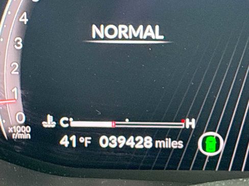 Used 2022 Acura MDX A-Spec image 12