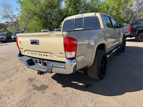 Used 2017 Toyota Tacoma SR5 w/ Tow Package AWD/4WD image 6