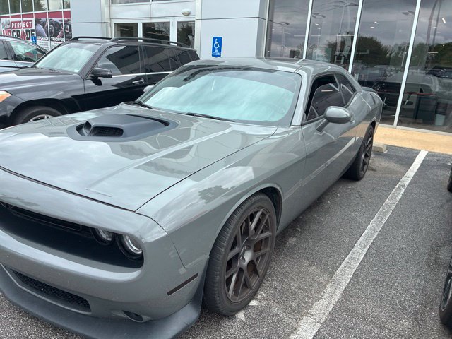 Used 2019 Dodge Challenger R/T Scat Pack w/ Shaker Package RWD image 12