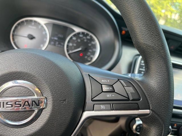 Used 2020 Nissan Kicks S FWD image 25