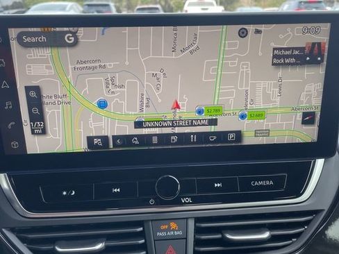 Used 2024 Nissan Altima 2.5 SR w/ SR Premium Package image 18