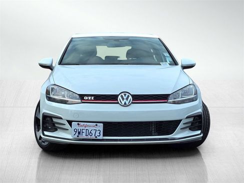 Used 2018 Volkswagen GTI S image 2