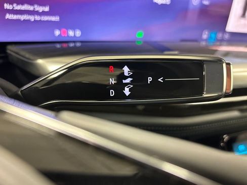 New 2025 Cadillac Escalade IQ Sport 2 image 40