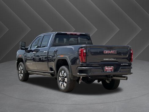New 2025 GMC Sierra 2500 Denali w/ Denali Reserve Package image 5