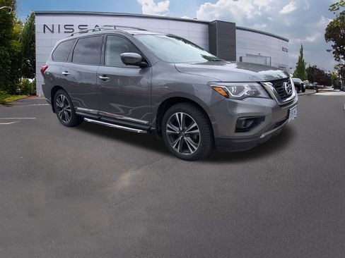 Used 2020 Nissan Pathfinder Platinum w/ Cargo Package AWD/4WD image 7