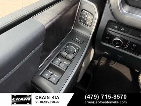Used 2024 Ford F250 Lariat w/ Lariat Ultimate Package AWD/4WD image 14