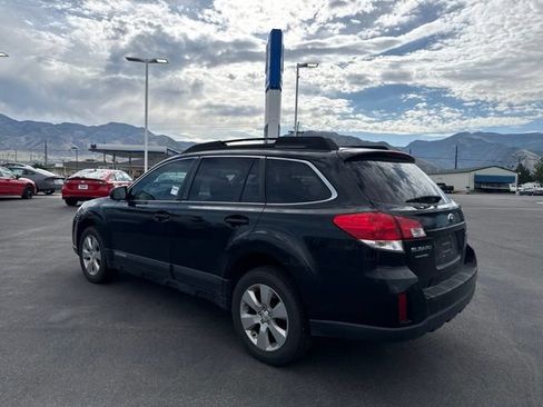 Used 2011 Subaru Outback 2.5i Premium AWD/4WD image 8