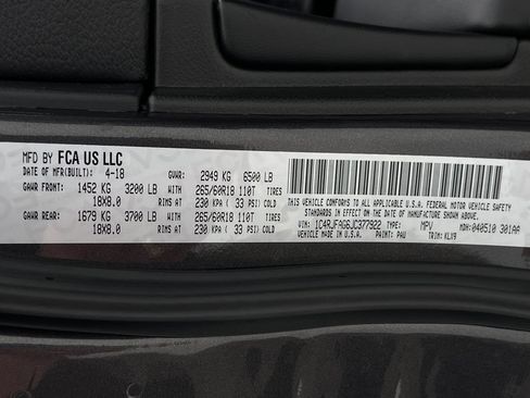 Used 2018 Jeep Grand Cherokee Laredo AWD/4WD image 23