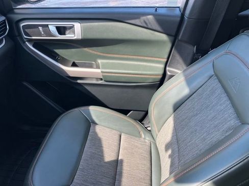 Used 2023 Ford Explorer Timberline image 12