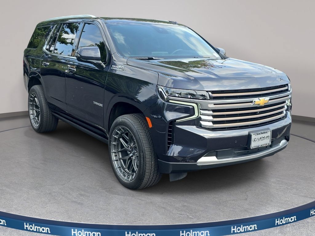 Used 2024 Chevrolet Tahoe High Country AWD/4WD image 4