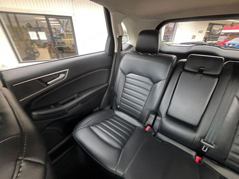 Used 2024 Ford Edge SEL image 39