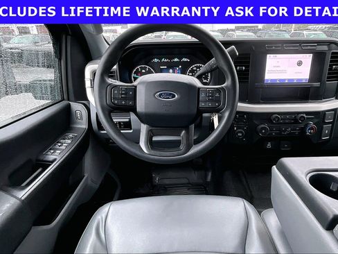 Used 2023 Ford F250 XL AWD/4WD image 5
