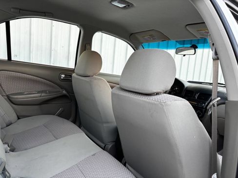 Used 2004 Nissan Sentra 1.8 w/ Convenience Pkg image 15