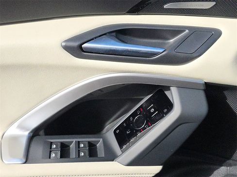 New 2025 Audi Q5 Prestige image 19