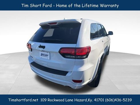 Used 2022 Jeep Grand Cherokee Laredo X AWD/4WD image 7