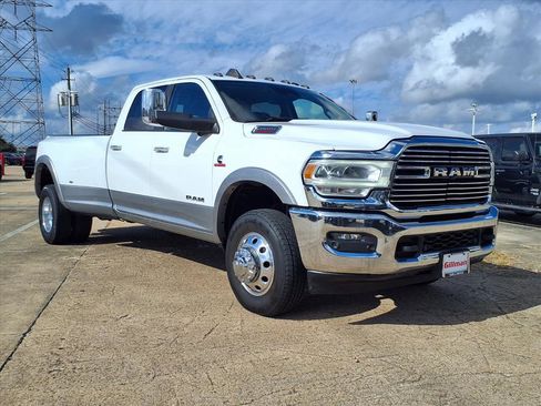 Used 2019 RAM 3500 Laramie image 2