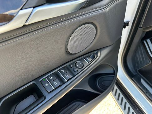 Used 2018 BMW X5 xDrive50i image 21