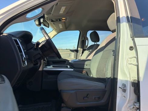 Used 2016 RAM 1500 Lone Star image 11