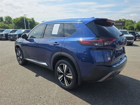 Used 2022 Nissan Rogue SL w/ SL Premium Package FWD image 15