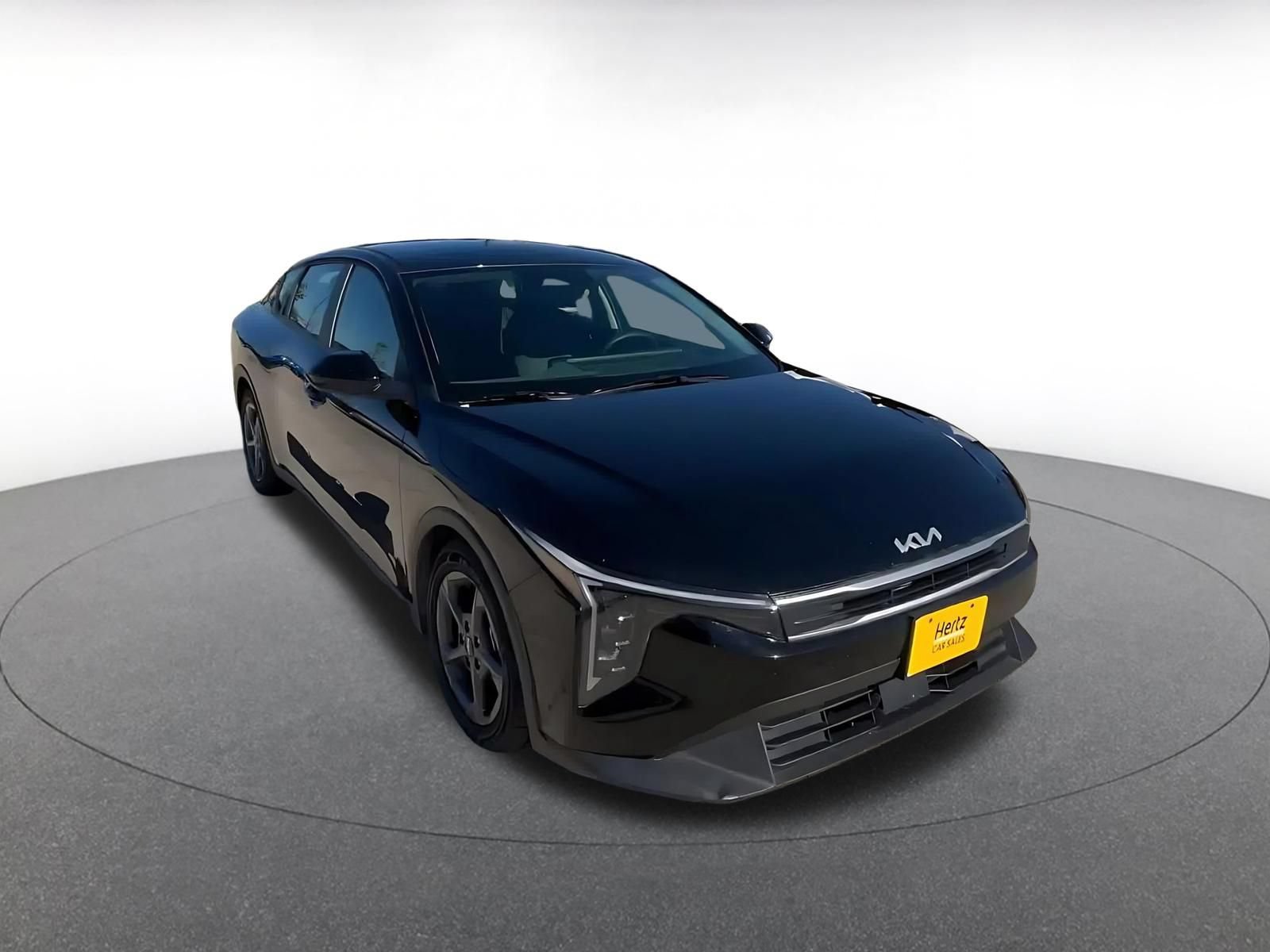 Used 2025 Kia K4 FWD image 3