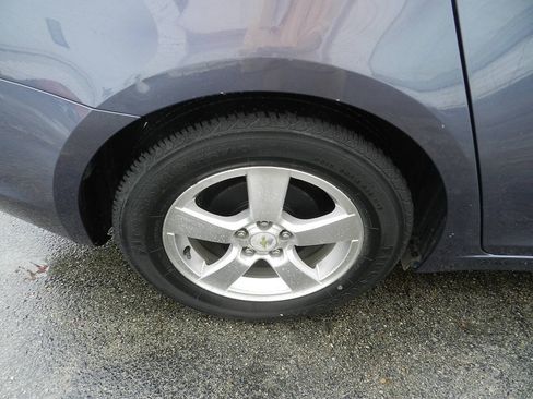 Used 2013 Chevrolet Cruze LT w/ All-Star Edition FWD image 21