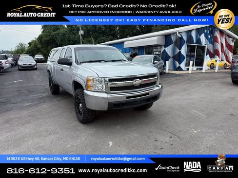 Used 2013 Chevrolet Silverado 1500 LT AWD/4WD image 2
