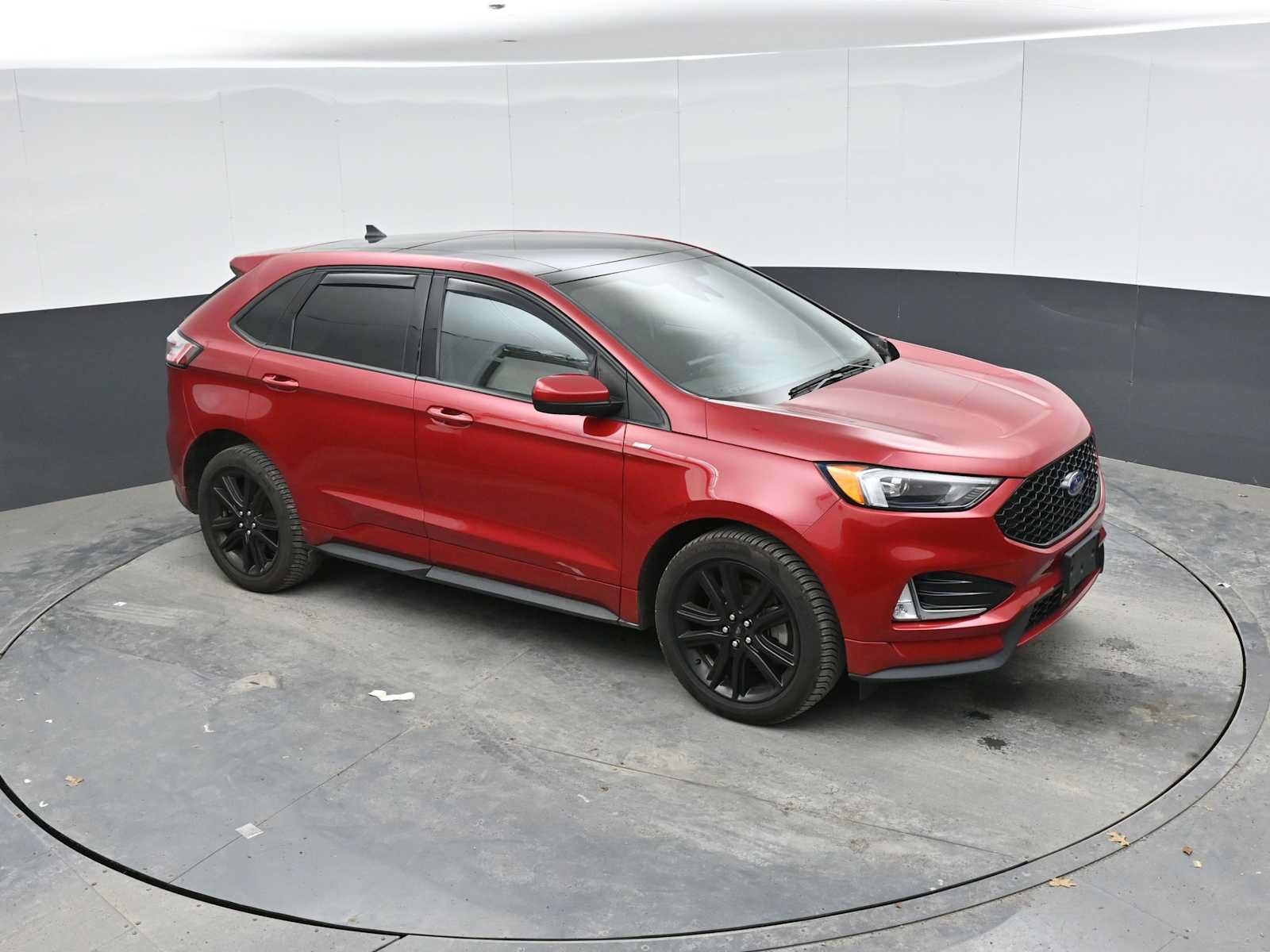Used 2022 Ford Edge ST-Line w/ Class II Trailer Tow Package AWD/4WD image 17