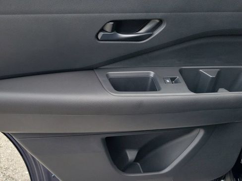 New 2026 Nissan Pathfinder SV FWD image 19