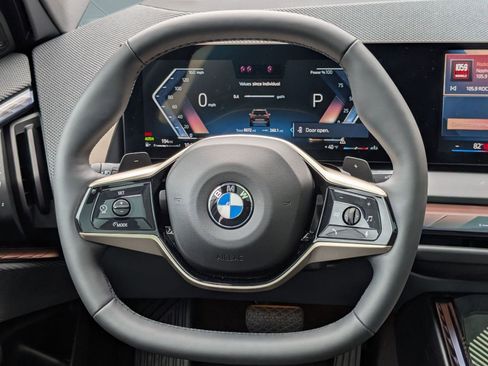 Used 2025 BMW X3 xDrive30i w/ Premium Package image 17