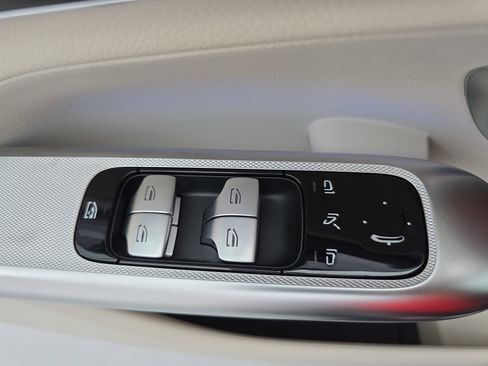 Certified 2026 Mercedes-Benz GLC 300 4MATIC image 28