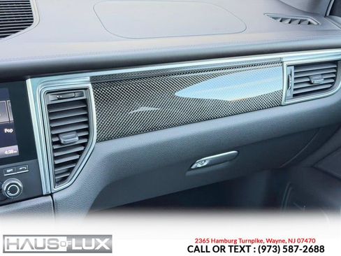 Used 2017 Porsche Macan GTS w/ Premium Package Plus image 35