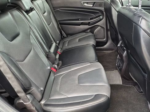 Used 2015 Ford Edge Titanium w/ Equipment Group 302A AWD/4WD image 34