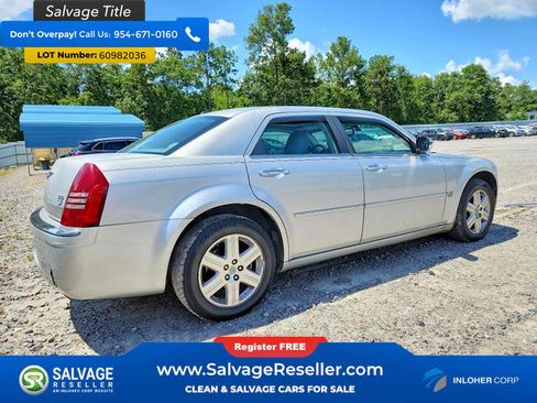 Used 2006 Chrysler 300 C AWD/4WD image 4