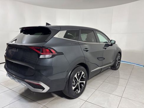 Used 2023 Kia Sportage EX image 5