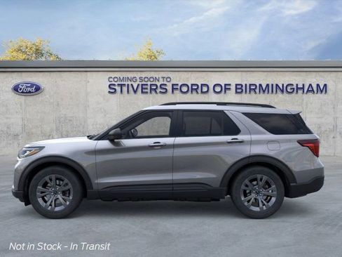 New 2026 Ford Explorer Active image 4