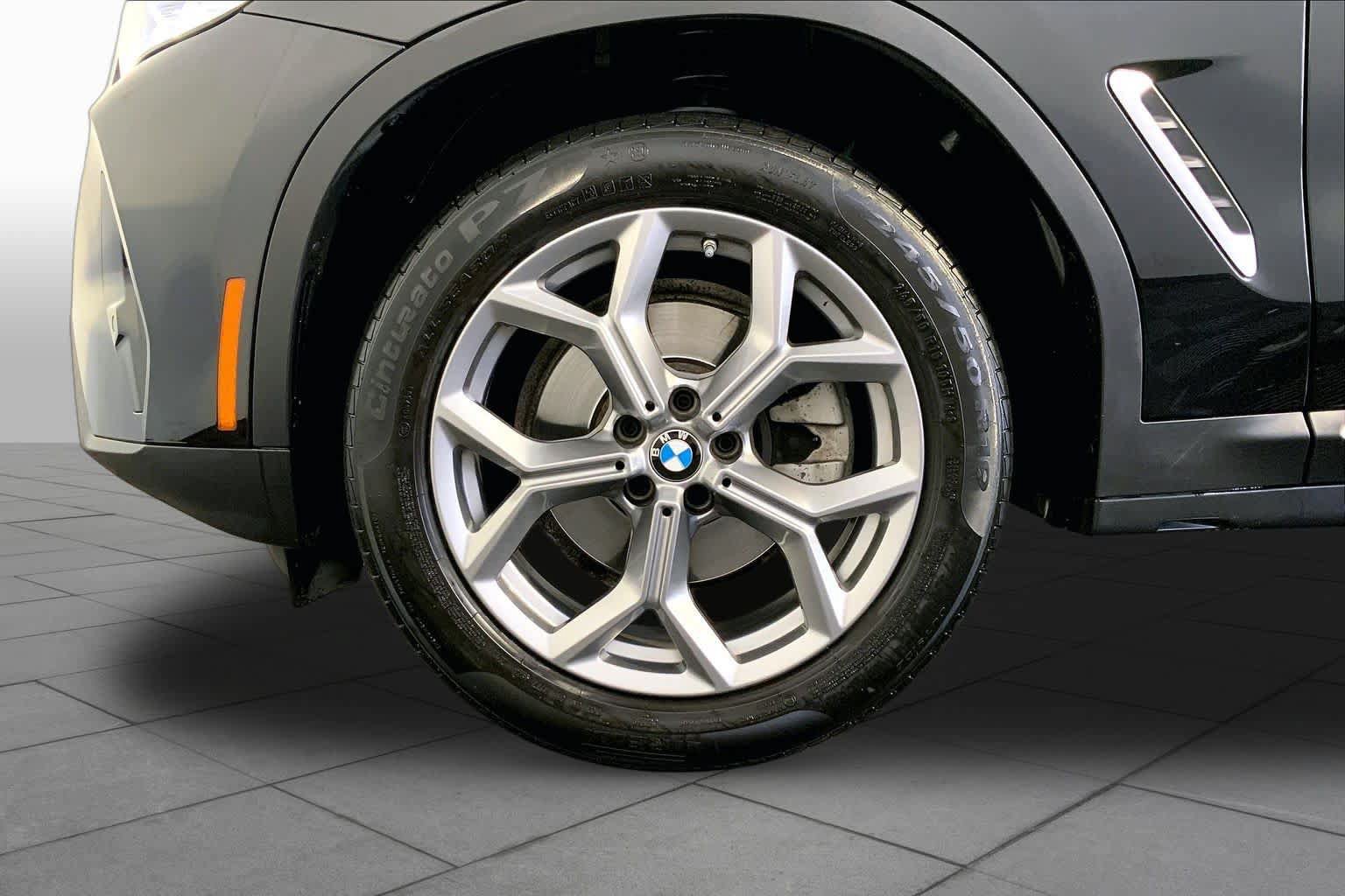 Used 2024 BMW X3 xDrive30i w/ Premium Package AWD/4WD image 11